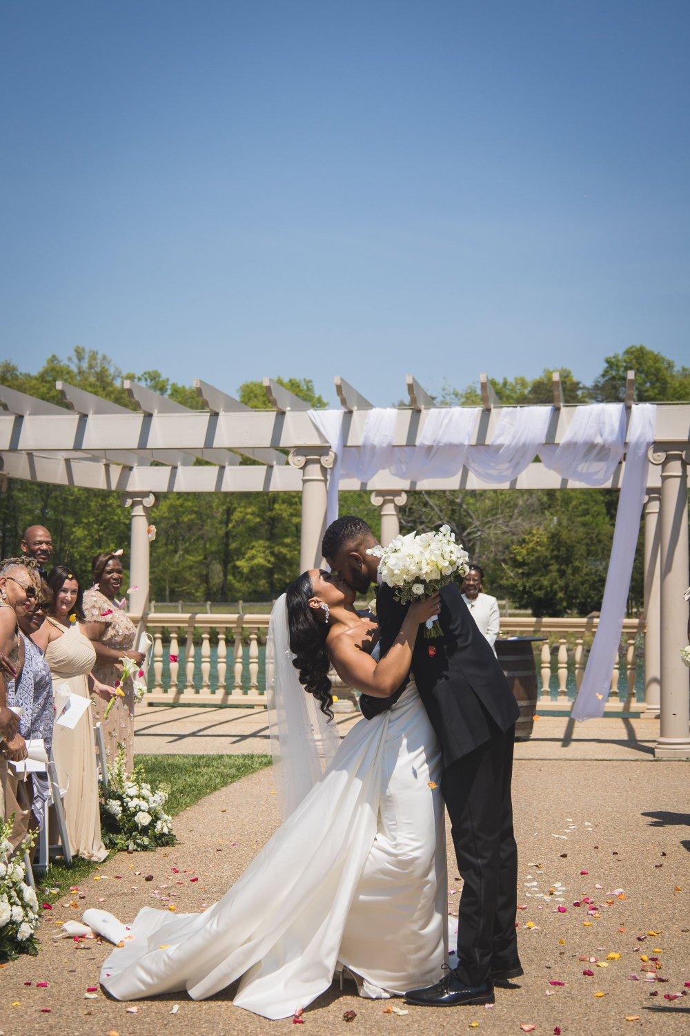 carousel-hero-element image-12