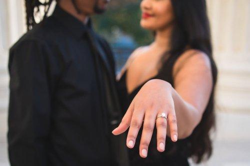 mobile - carousel-hero-element image-2