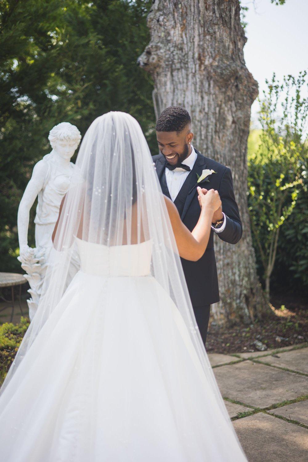 carousel-hero-element image-3