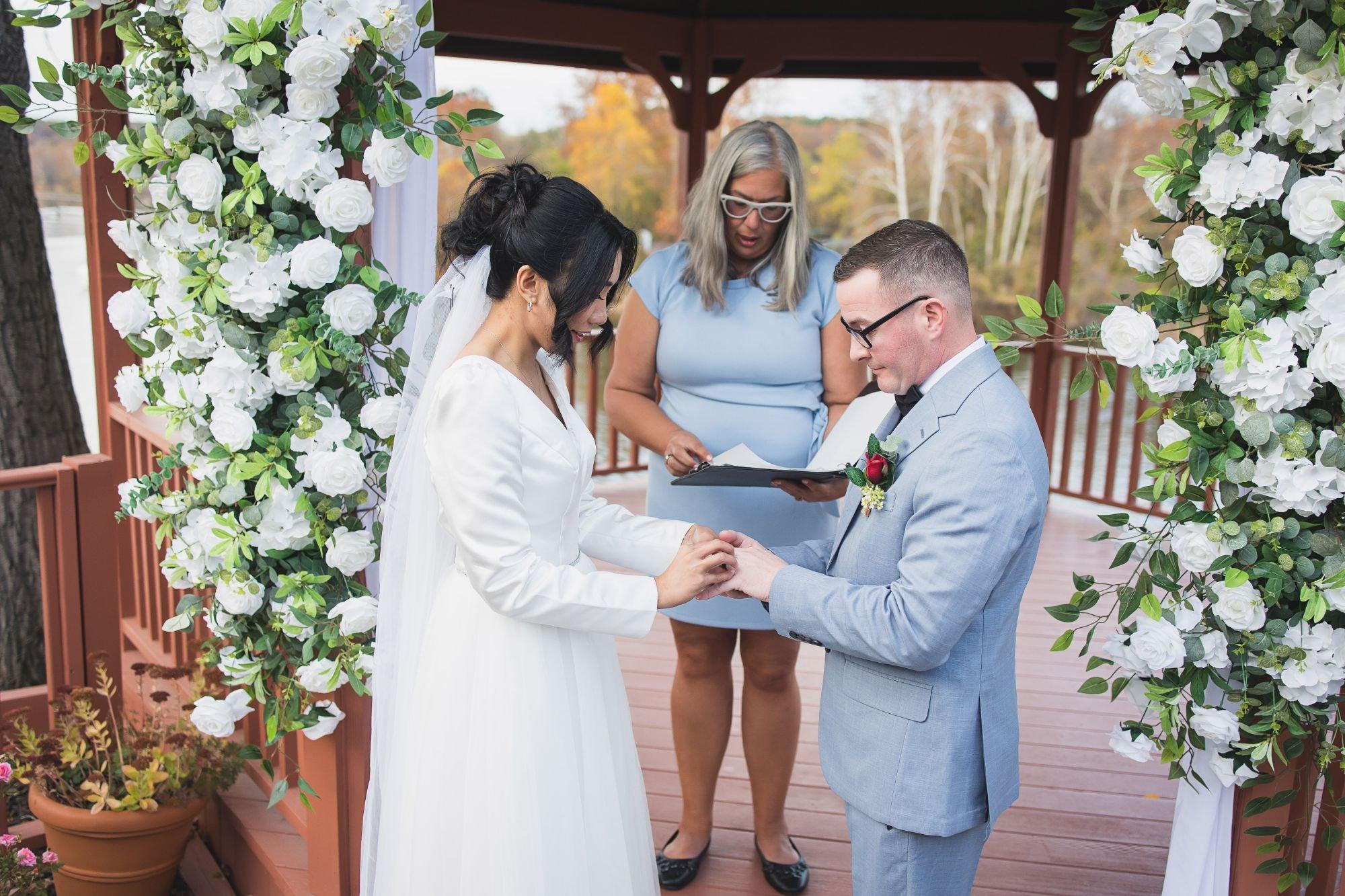 carousel-hero-element image-4