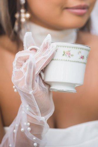 mobile - carousel-hero-element image-4