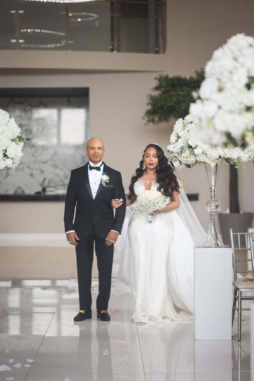 carousel-hero-element image-6