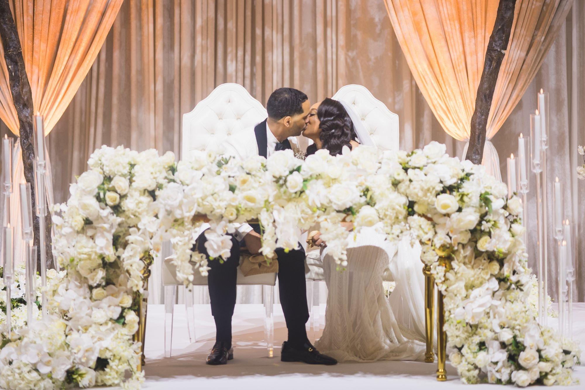 carousel-hero-element image-18