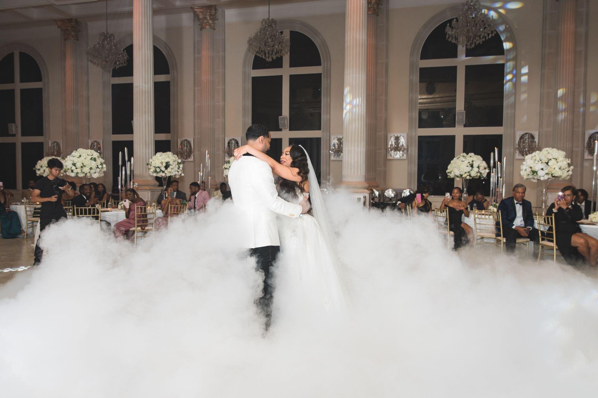 carousel-hero-element image-15