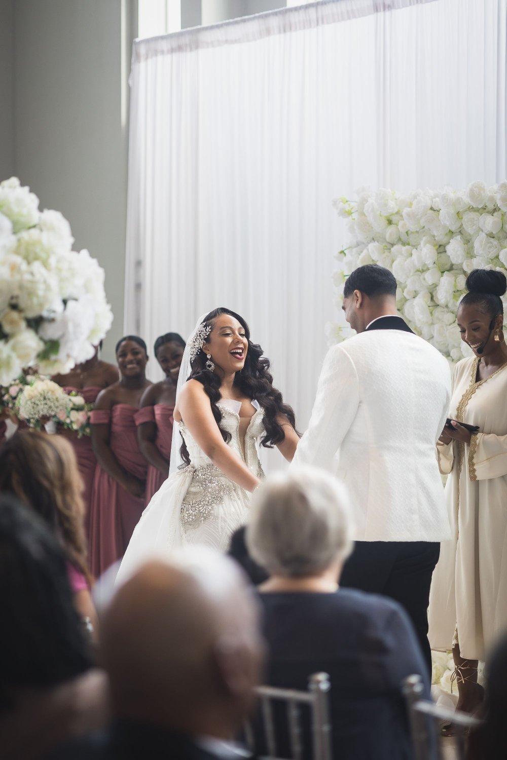 carousel-hero-element image-10